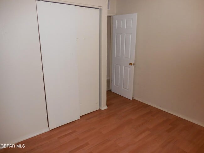 Building Photo - 1127 Del Norte St