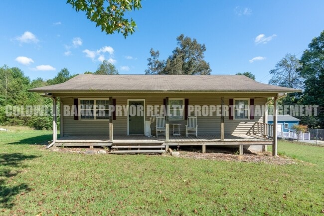 Building Photo - 150 Scenic Dr