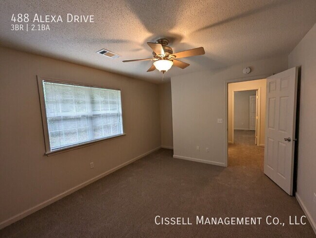 Building Photo - 488 Alexa Dr