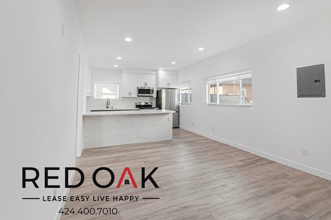 Primary Photo - 608 W Hillcrest Blvd