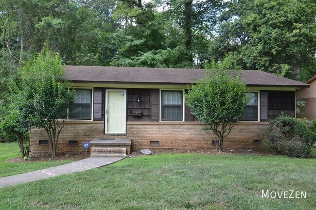 Building Photo - 4201 Carlyle Dr
