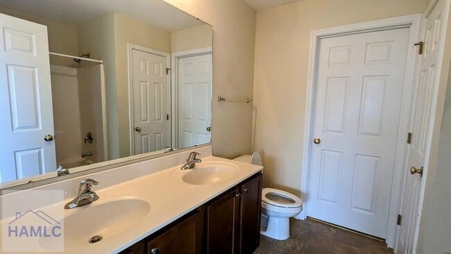 Building Photo - 409 Valdez Ct