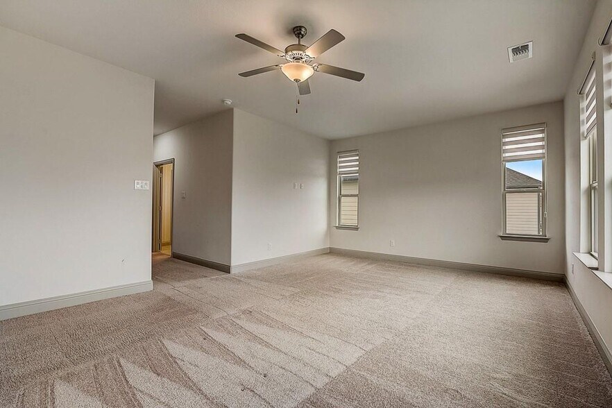 Building Photo - 4145 Sechrist Dr