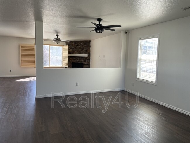 Building Photo - 2867 Willow Patch Rd