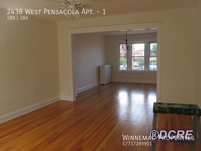 Building Photo - 2438 W Pensacola Ave