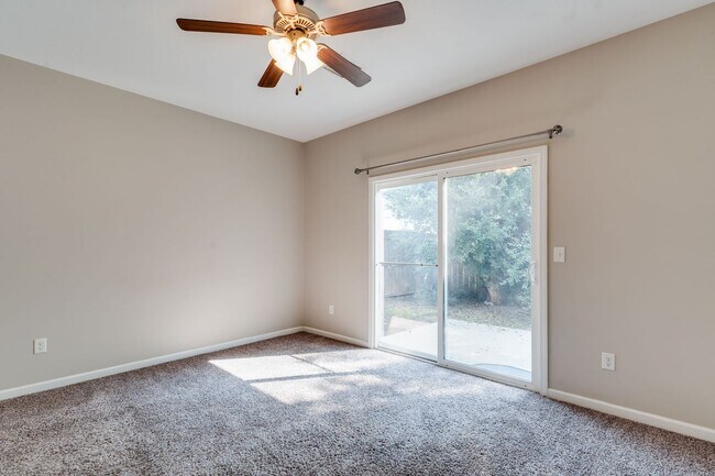 Building Photo - Beautiful Three Bedroom, Two Bathroom