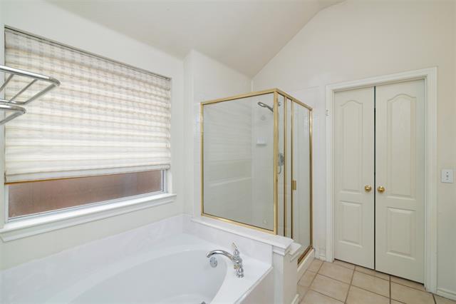 Building Photo - 1621 Oak Brook Ln