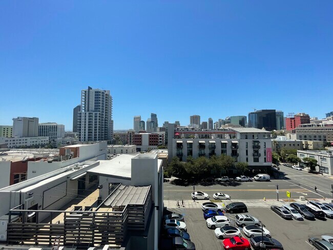 Building Photo - 875 G St