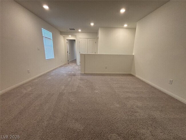 Building Photo - 7008 Dandelion Pk Ave