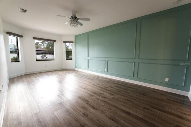 Building Photo - 913 Buckhurst Dr