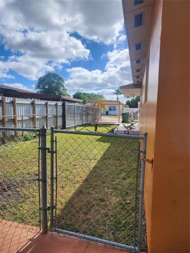 Building Photo - 4447 NW 169th Terrace