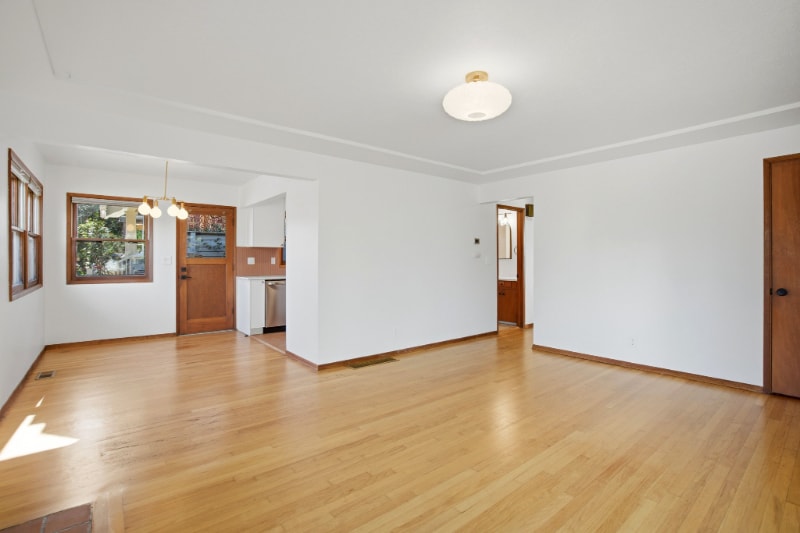 Building Photo - 5845 NE 30th Ave