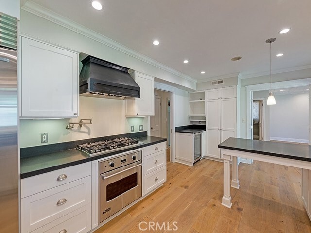 Building Photo - 5463 Katherine Ave