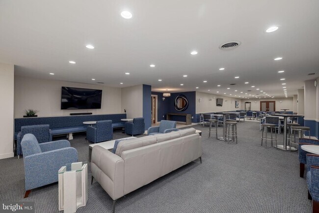 Building Photo - 5500 Holmes Run Pkwy