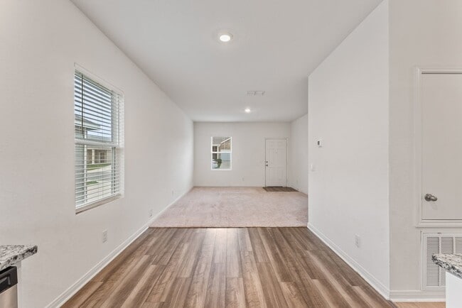 Building Photo - 6032 Pearl Mdw