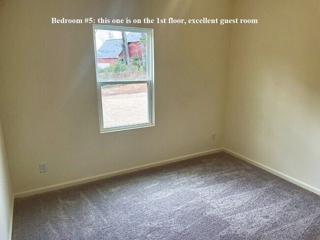 Building Photo - Beautiful 4BR