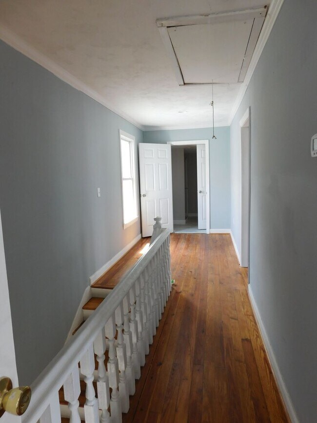Building Photo - 304 Avenue A