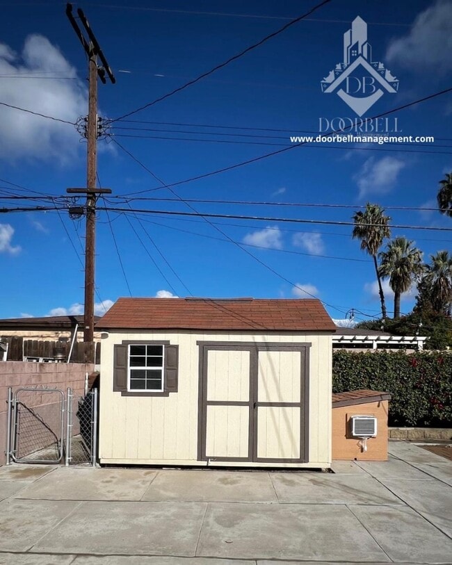 Building Photo - 956 W Harvard Pl