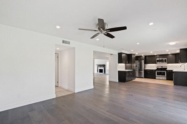 Living Rm and Kitchen - 21225 Nashville St