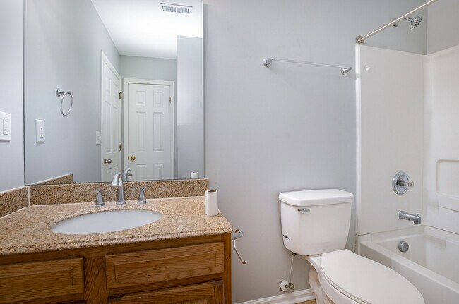 Building Photo - 4206 Wilson Ln