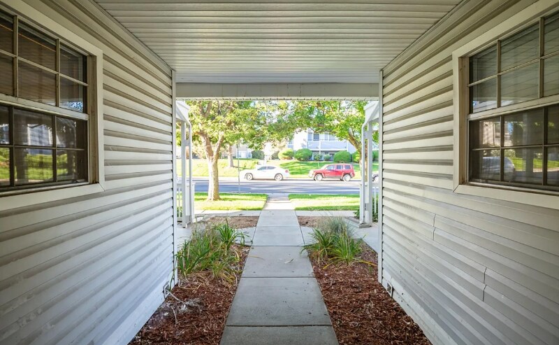 Building Photo - 12513 E Pacific Cir