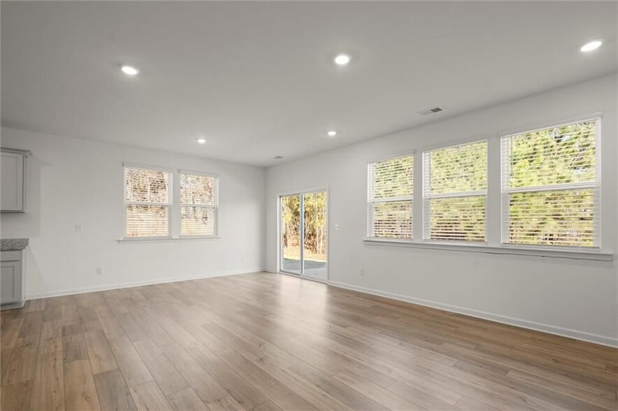 Building Photo - 236 Vision St