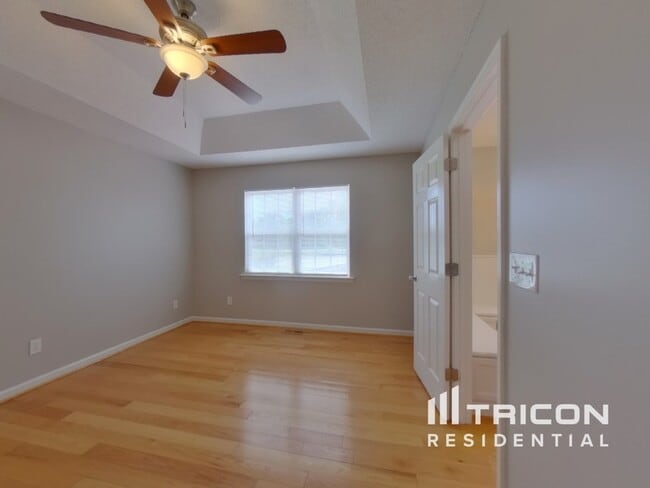 Building Photo - 922 Hollow Hill Ct