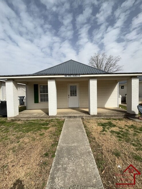 Building Photo - 688 Bybee Branch Rd