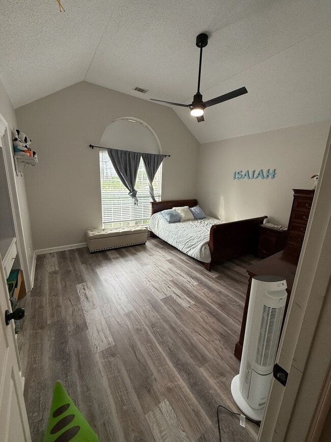 Building Photo - Beautifully Updated 4-Bedroom Home in Pooler, GA