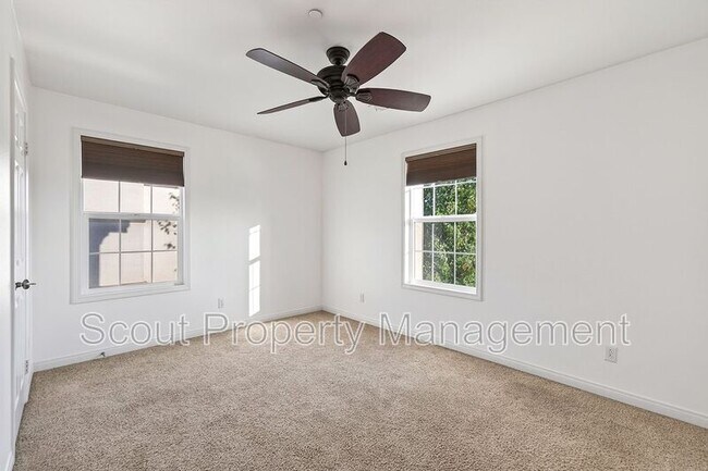 Building Photo - 39012 Crown Ranch Rd