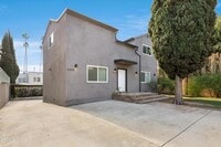 Building Photo - 4606 Greenwood Pl