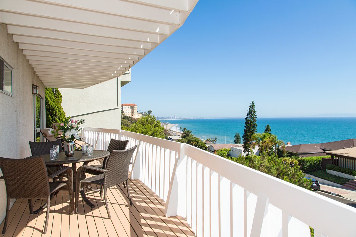 Lower Balcony - 18109 Coastline Dr