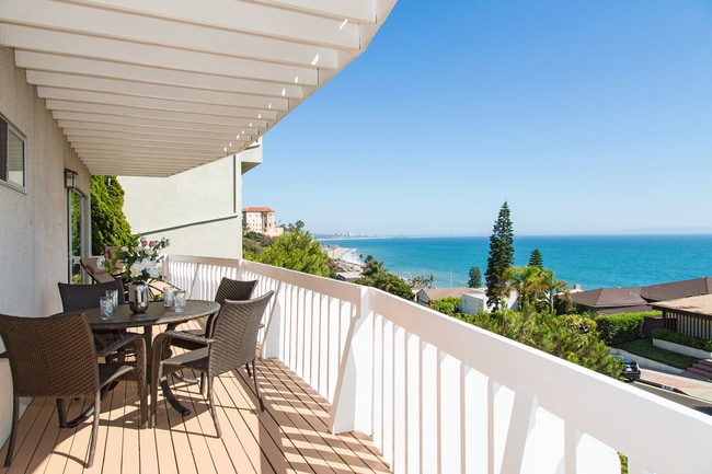 Lower Balcony - 18109 Coastline Dr