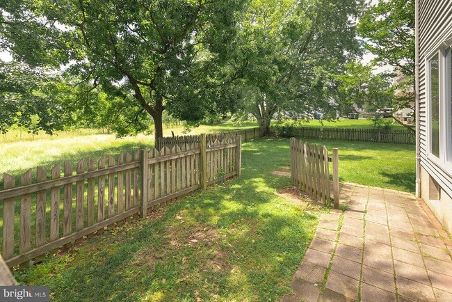Building Photo - 15107 General Stevens Ct