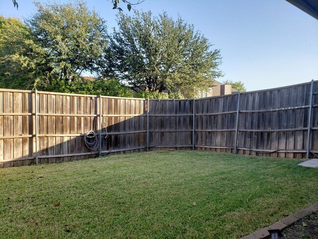 Building Photo - Frisco, 4 beds house -Located next Main st...