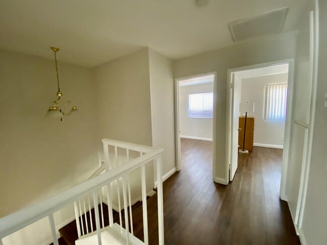 Building Photo - 311 Carriage Dr