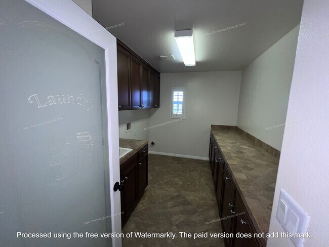 Building Photo - Nice Home For Rent