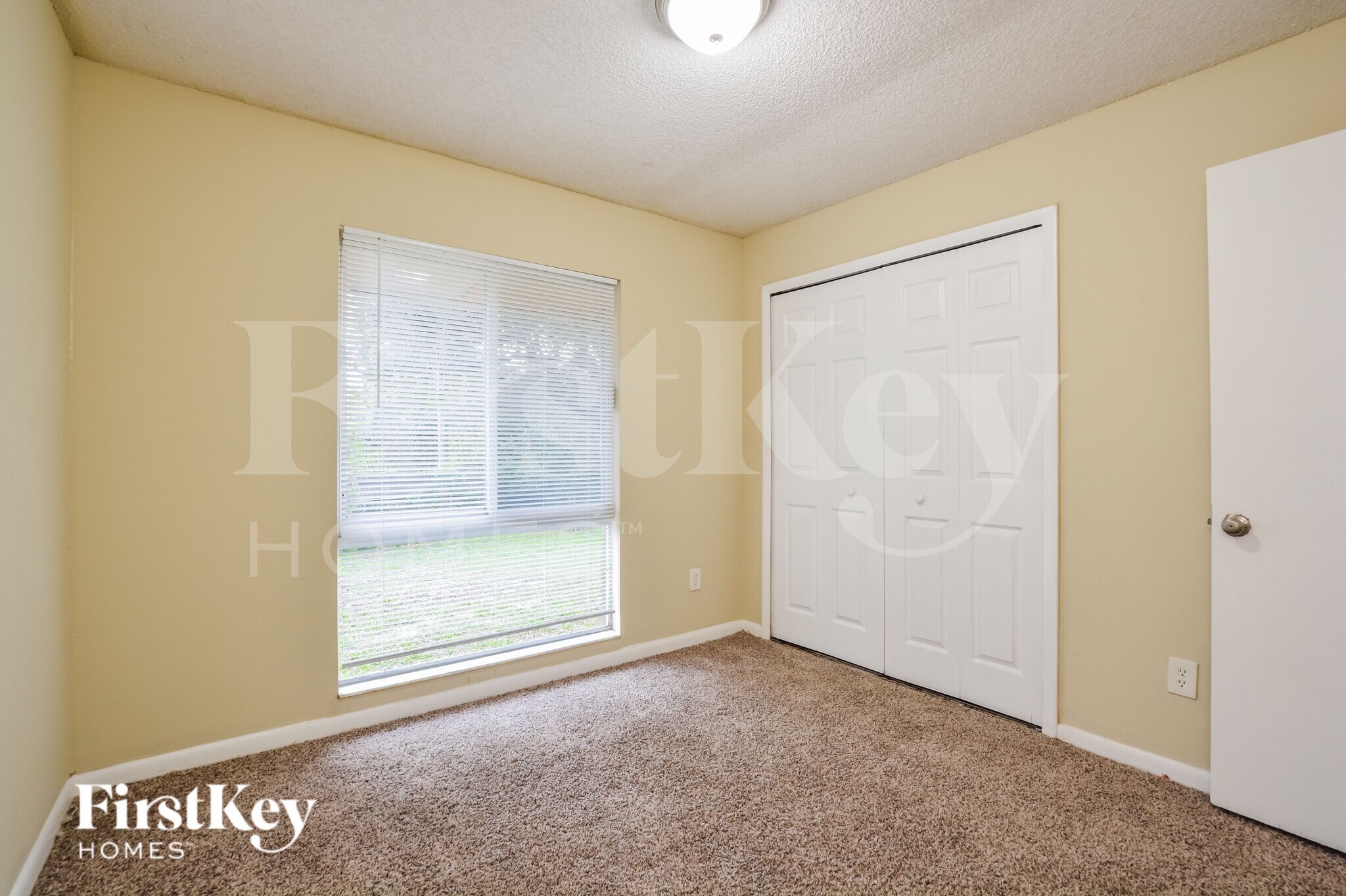 Building Photo - 2207 Pipestone Ct