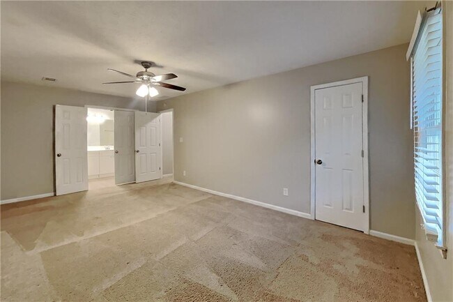 Building Photo - 3643 S Marlborough Dr