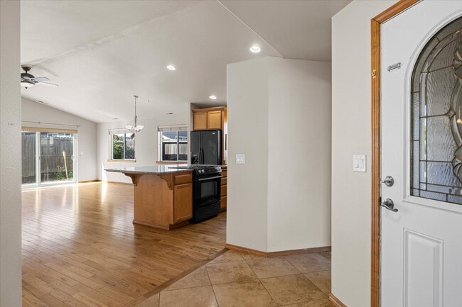 Building Photo - 1041 Compton Way