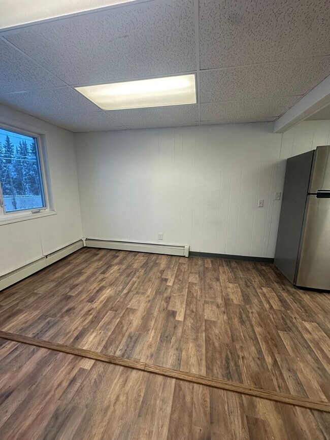 Building Photo - 1007 Aurora Dr
