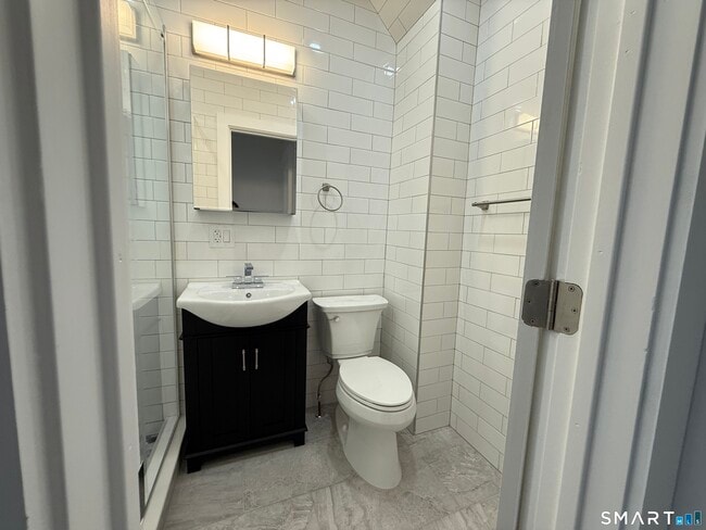 Building Photo - 44 Franklin St