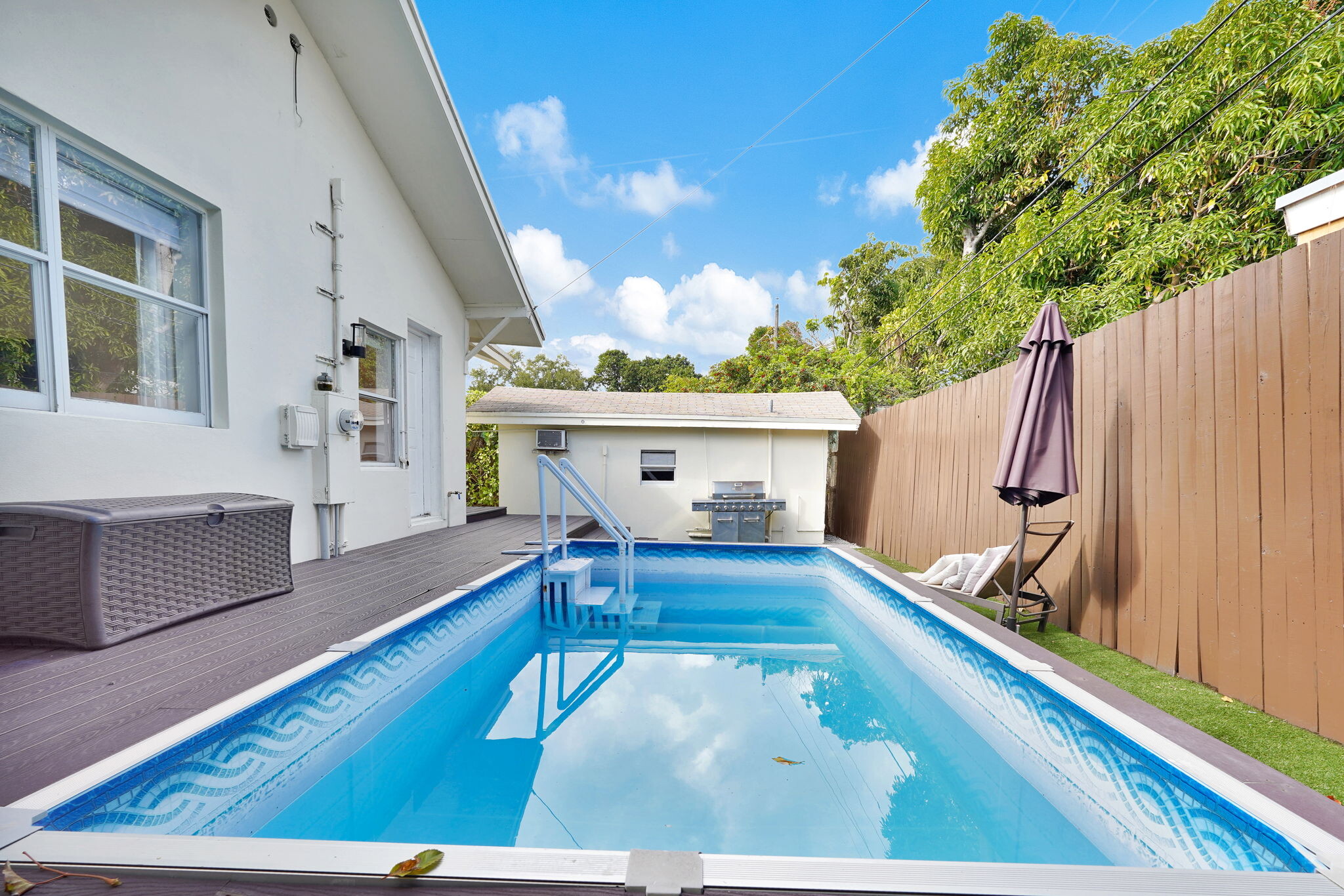 Building Photo - 37 NW 47th St