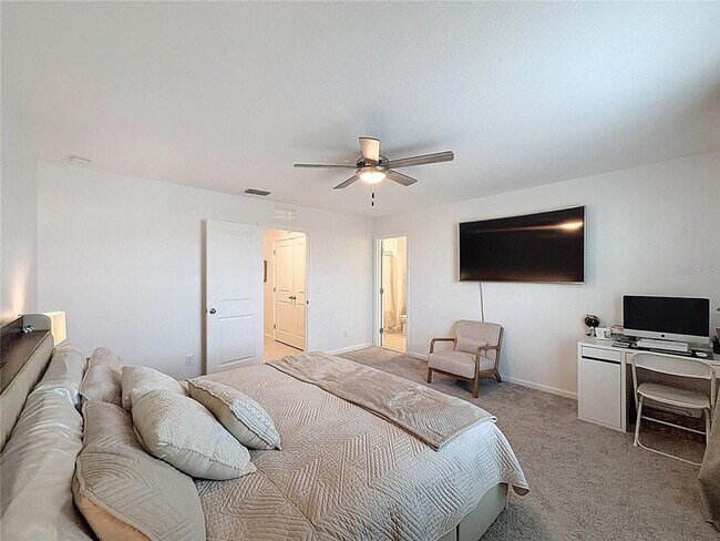 Building Photo - 5933 Piney Shrub Pl