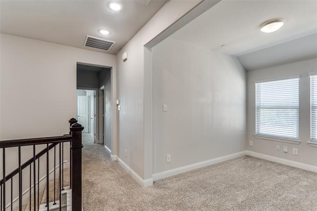 Building Photo - 515 Sequoia St