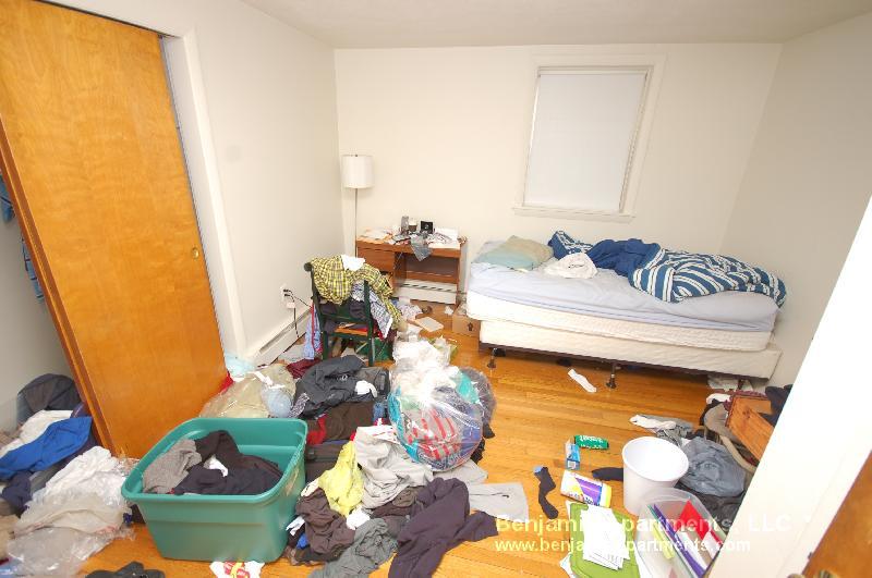 Building Photo - 312 Tappan St