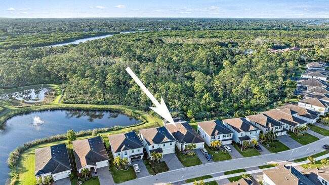 Building Photo - 4770 SW Ardsley Dr