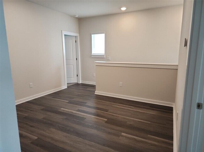 Building Photo - 2353 Moon Tower Trl