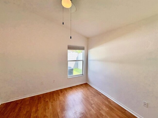 Building Photo - 30643 Tremont Dr