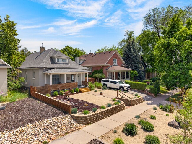 Building Photo - Fully Remodeled 3 Bed, 2.5 Bath Home for Rent- SLC